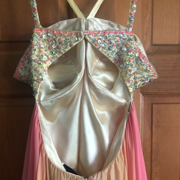 Sherri Hill Dress - Picture 4 of 8